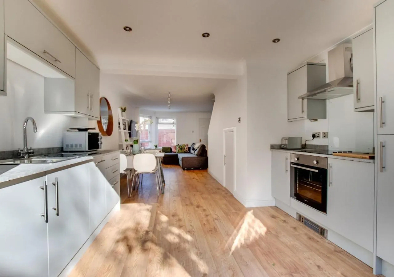 Pontcanna Mews Cardiff Holiday home